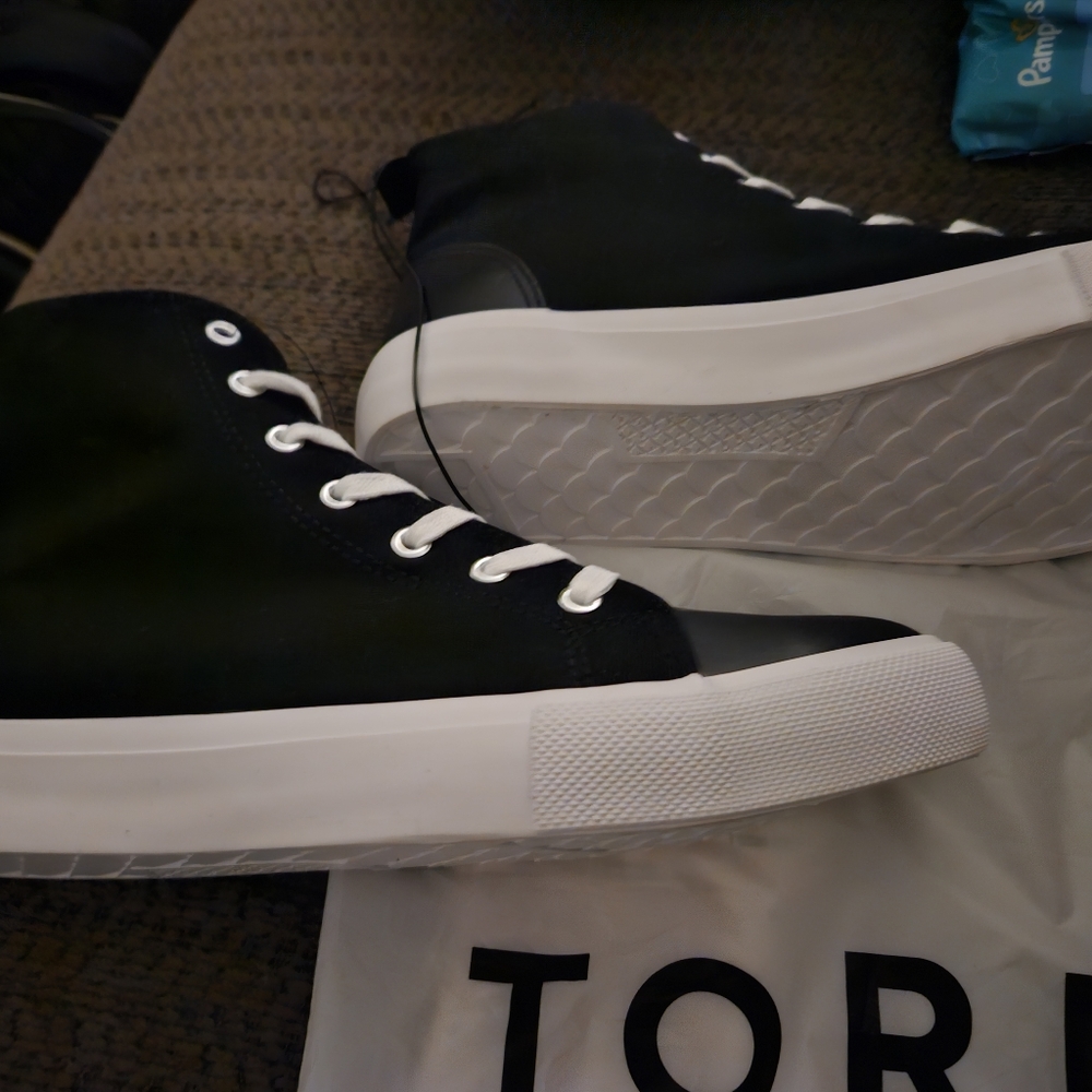 Black Canvas Torrid Sneakers Size 11.5W - Picture 4 of 4